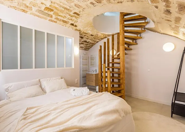 Apartment 60 M2 XX Center Of Paris XX 2 Bedrooms & 2 Bathrooms